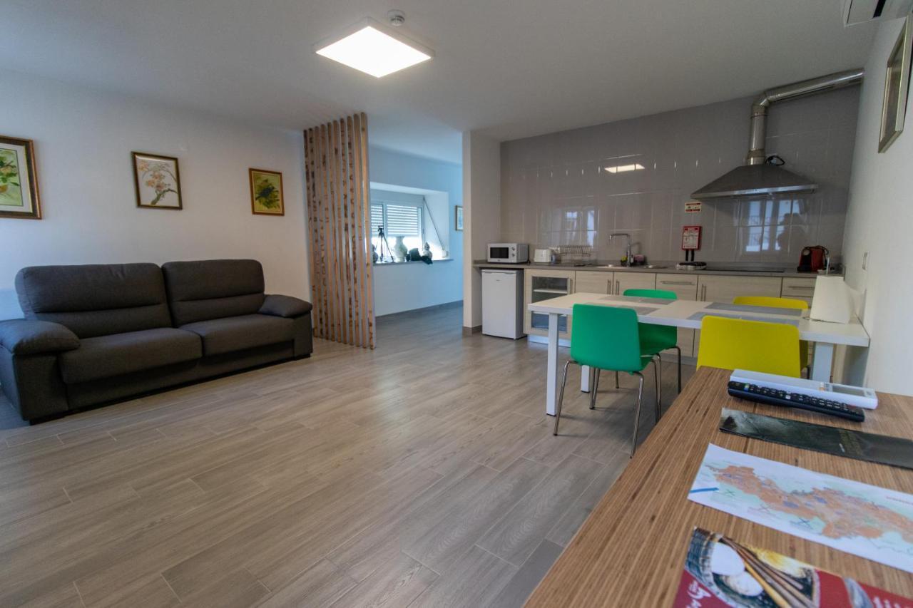 Villa Montês Guesthouse Coja Eksteriør billede